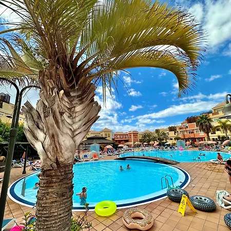 Apartment Sunset & Heated Pool Los Cristianos (Tenerife)